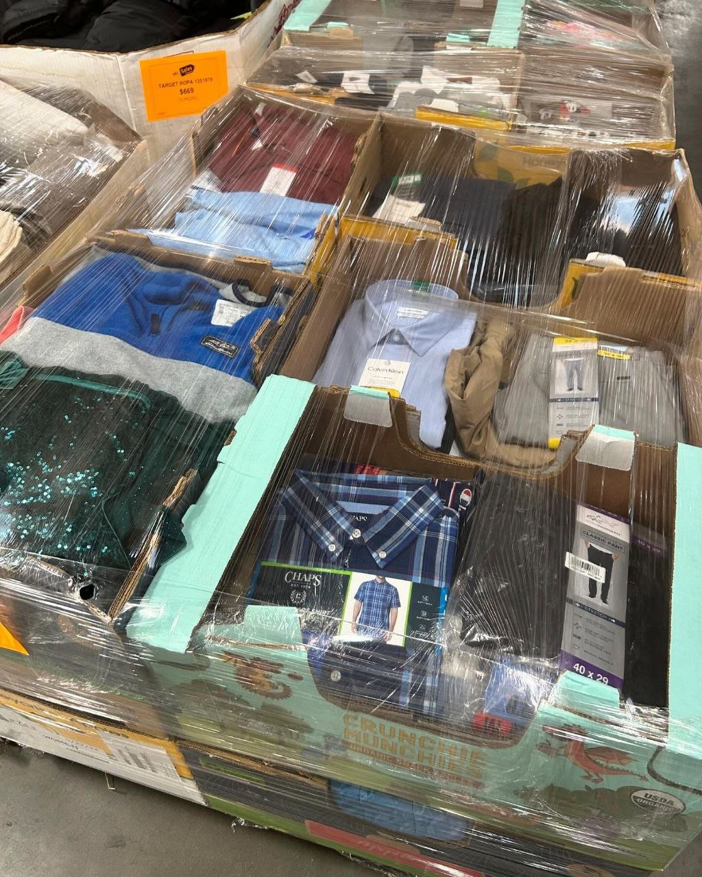 Men/ Women clothes pallet