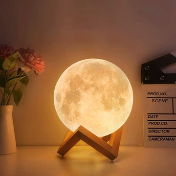 3D Printed Moon Lamp 20cm Remote Control Dimmable RGB with 16 Colour Changes – White
