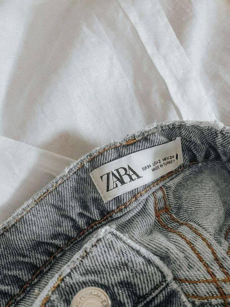 Zara clothing pallet