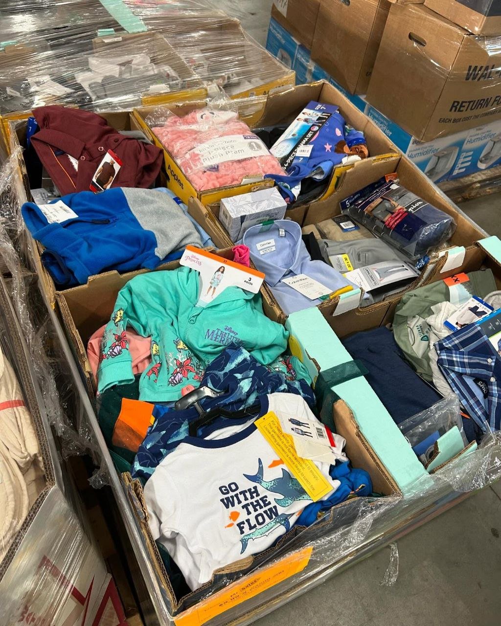 Men/ Women clothes pallet