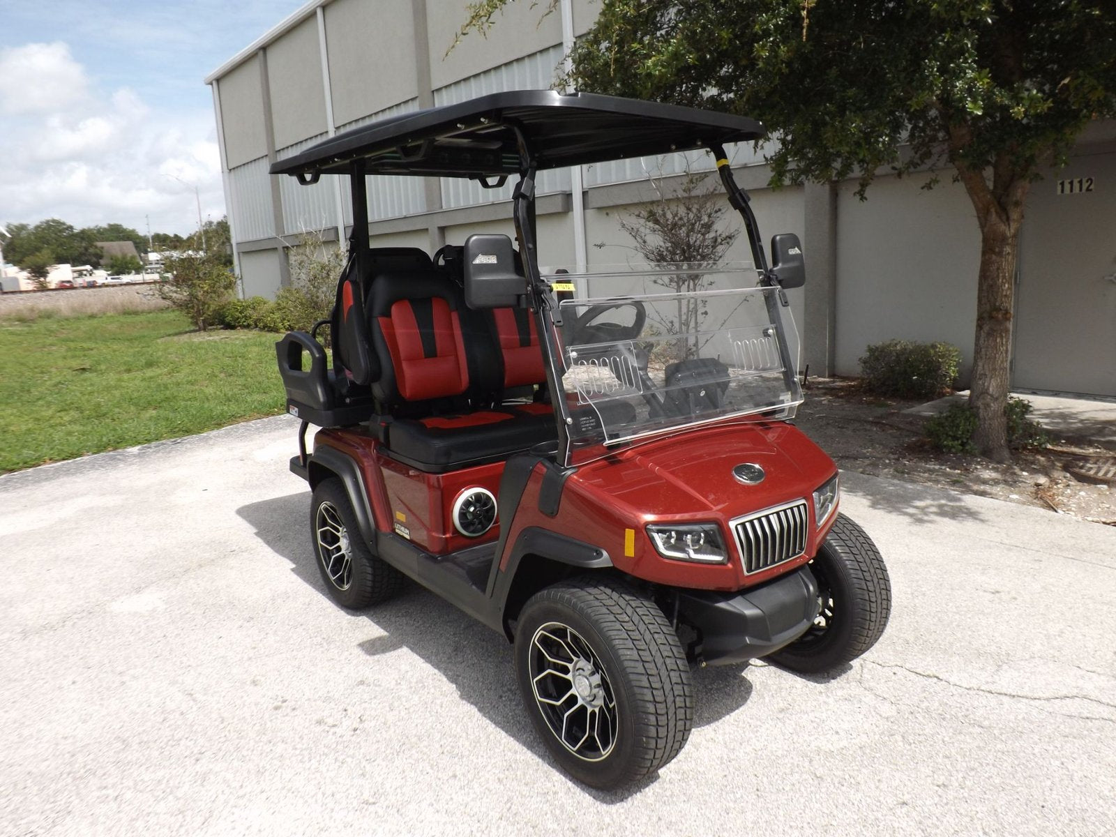 2025 Evolution Classic 4 Plus Golf Cart