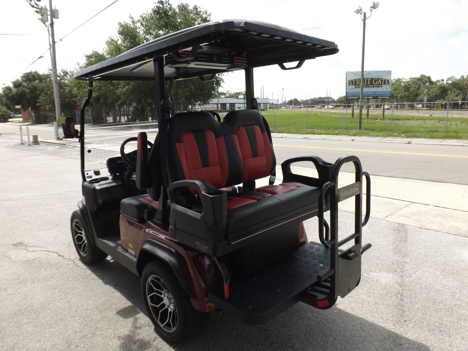 2025 Evolution Classic 4 Plus Golf Cart