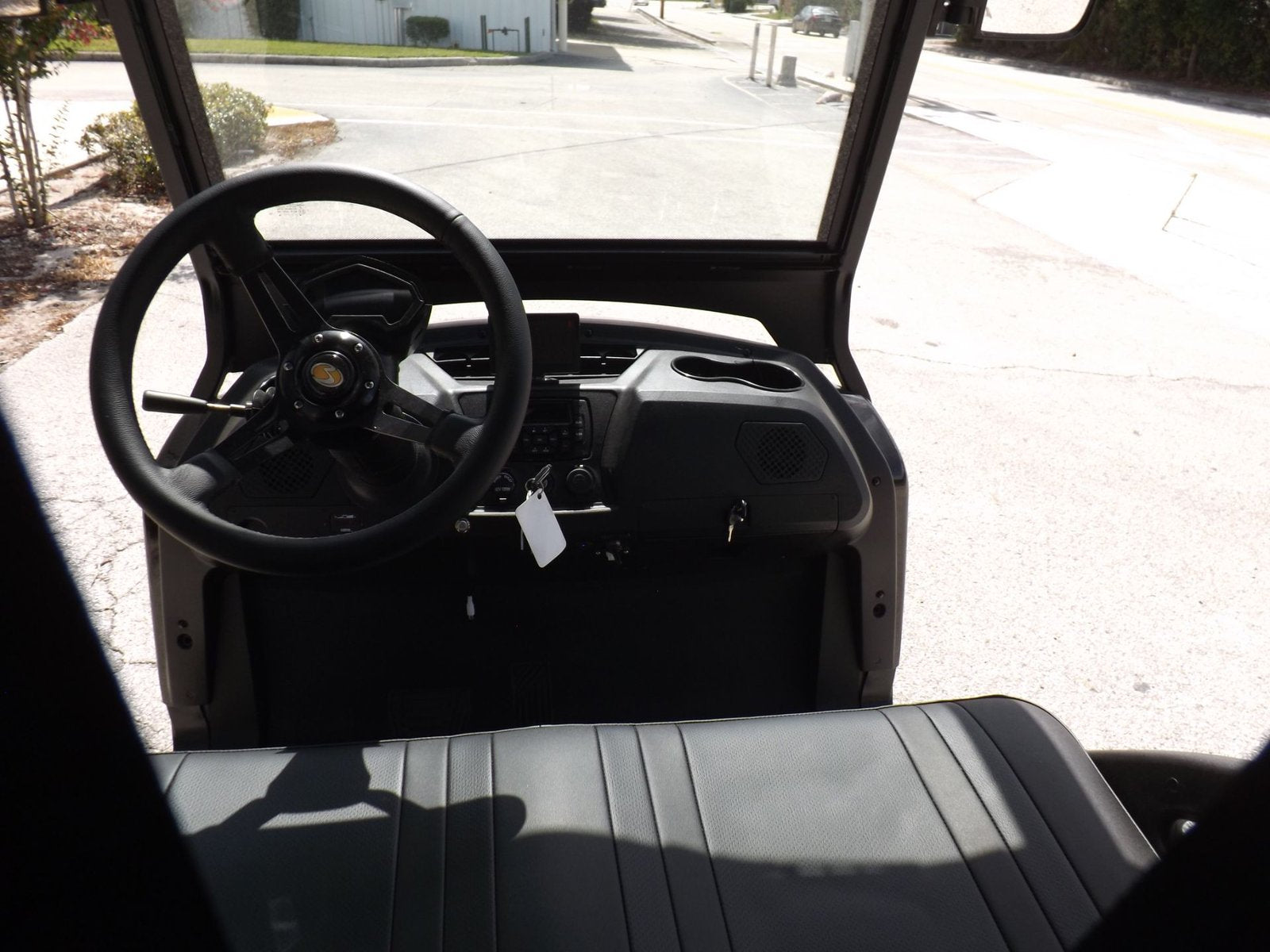 2022 Bintelli BEYOND 6P STREET LEGAL GOLF CART for Sale