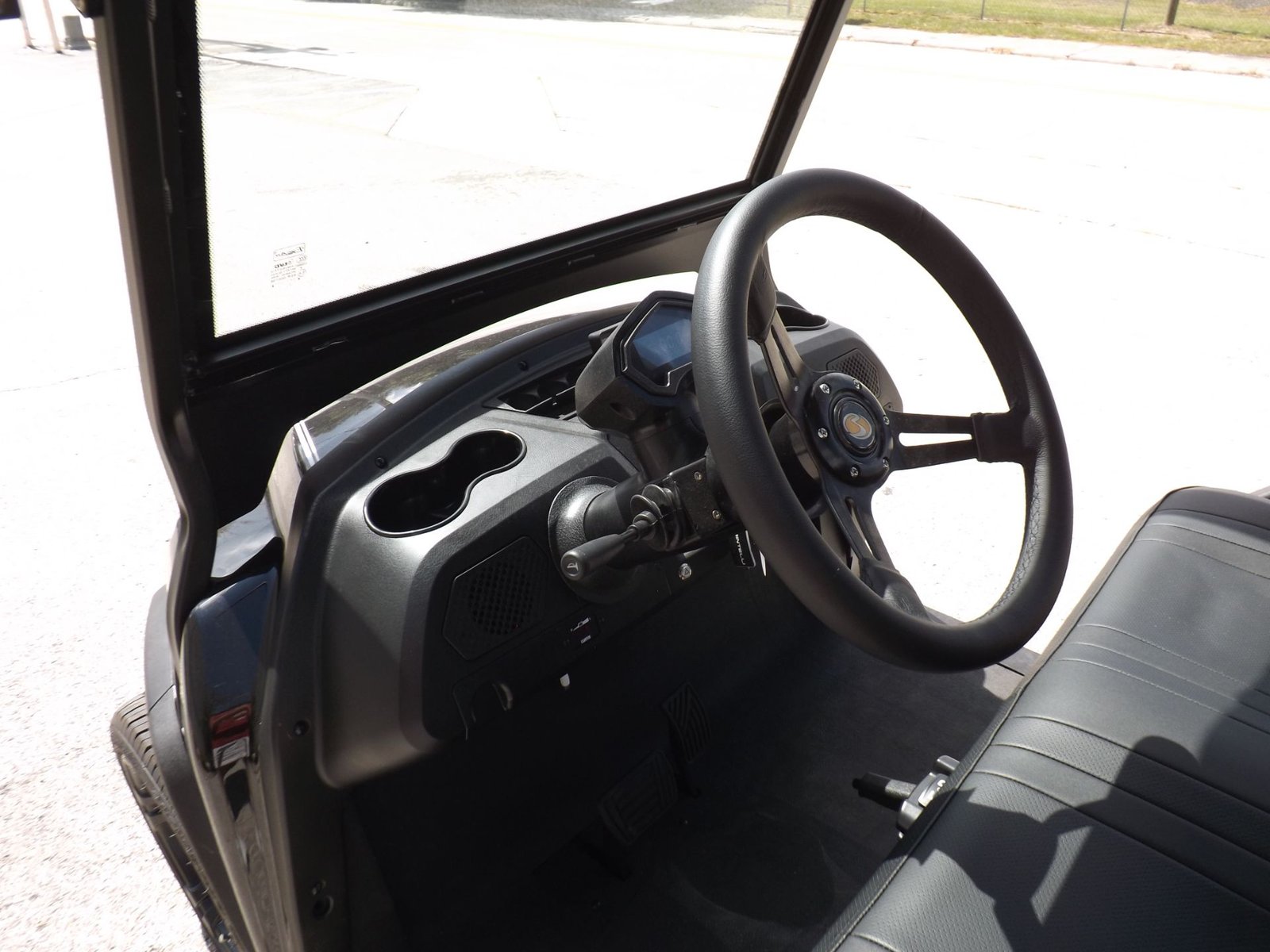 2022 Bintelli BEYOND 6P STREET LEGAL GOLF CART for Sale