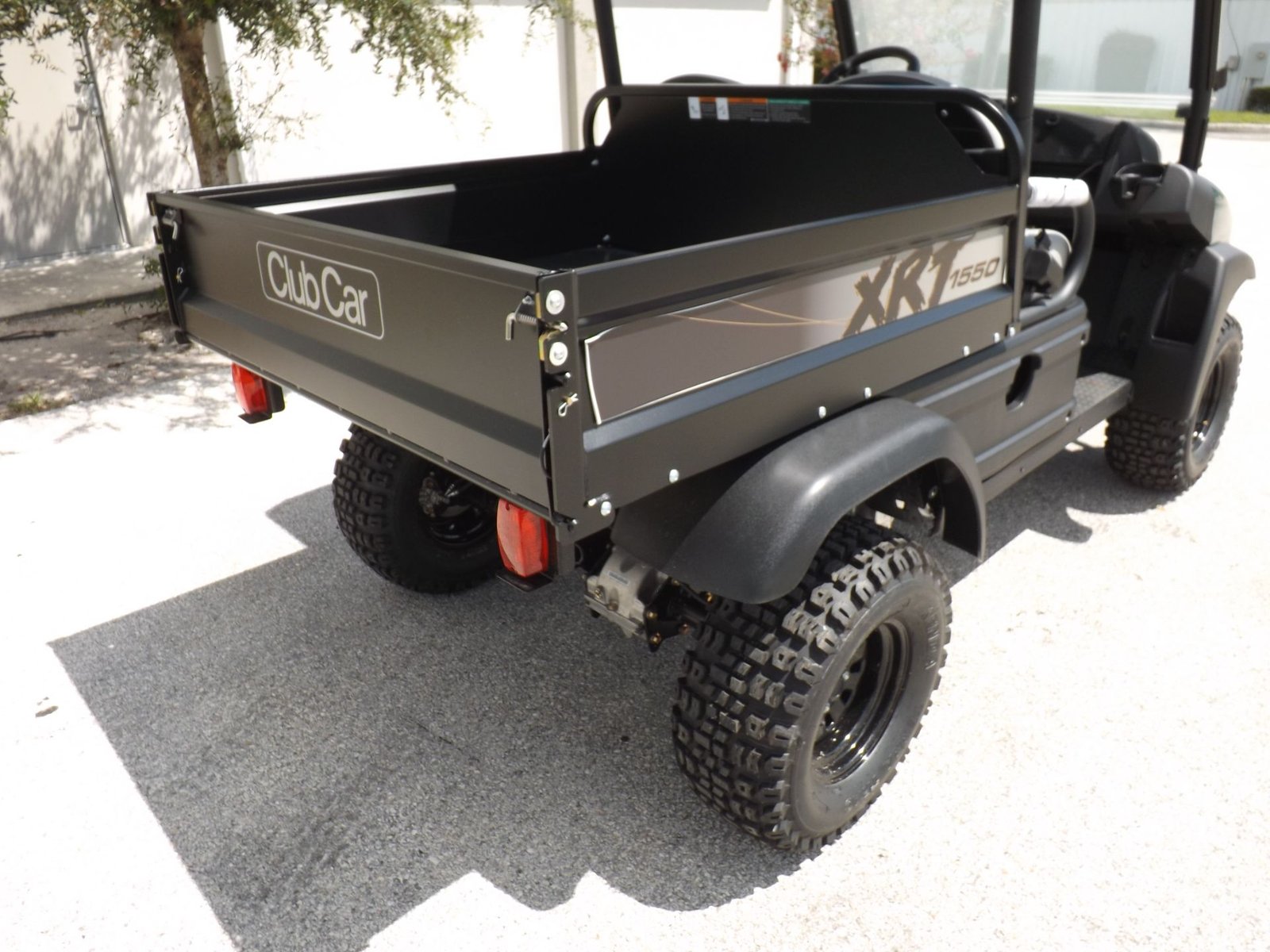 2024 Club Car XRT 1550 Gasoline Golf Carts for Sale