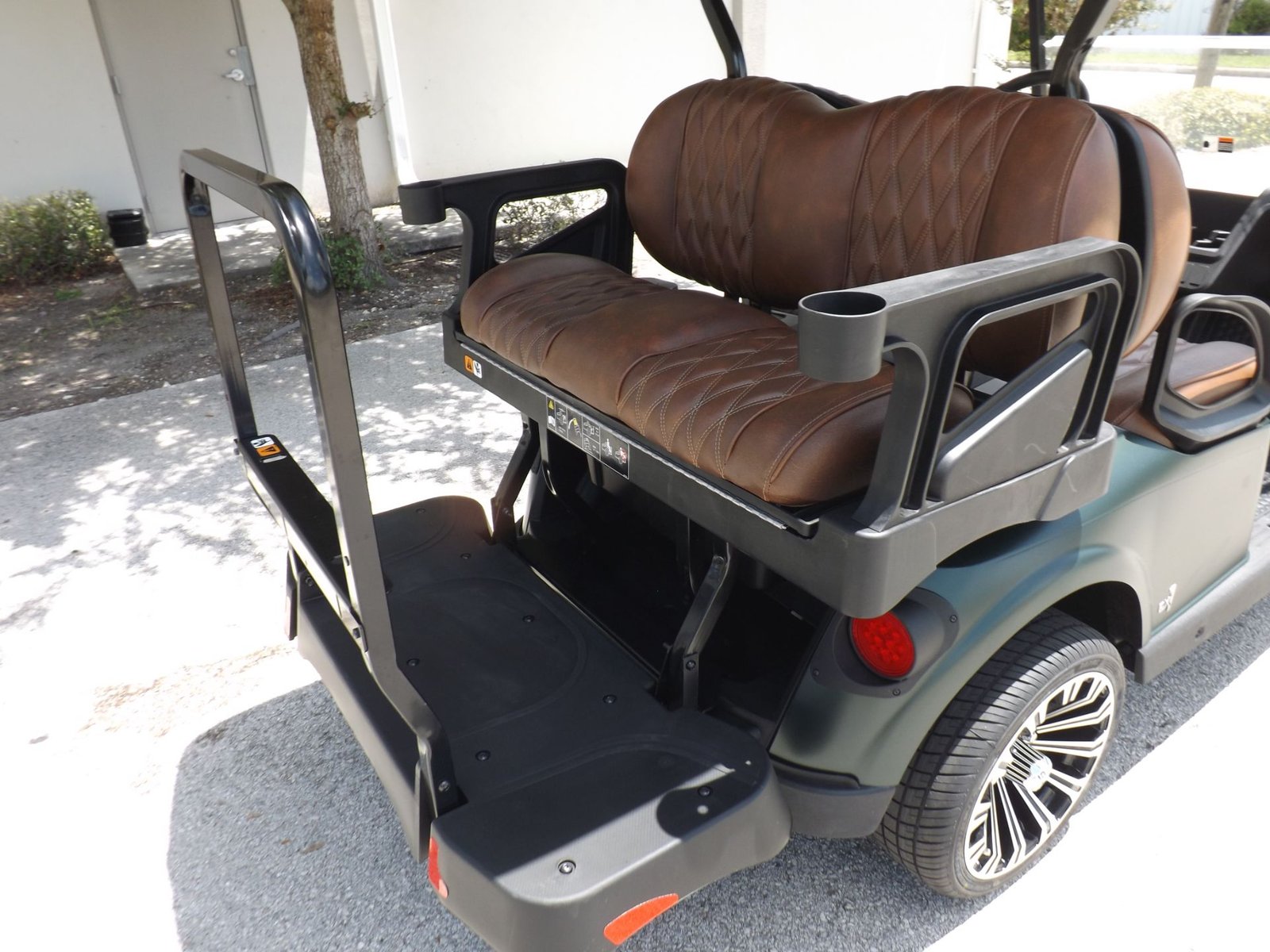 2025 E-Z-GO Freedom RXV 2+2 EX1 for Sale