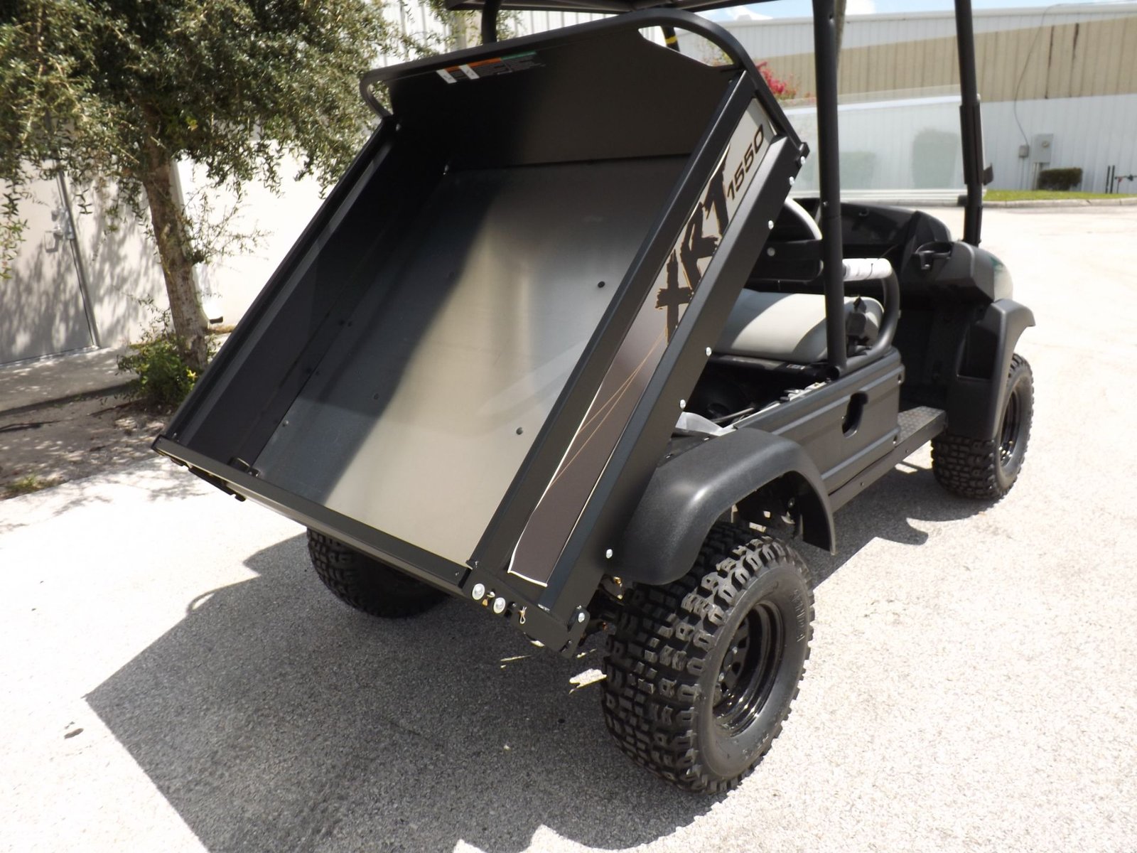 2024 Club Car XRT 1550 Gasoline Golf Carts for Sale
