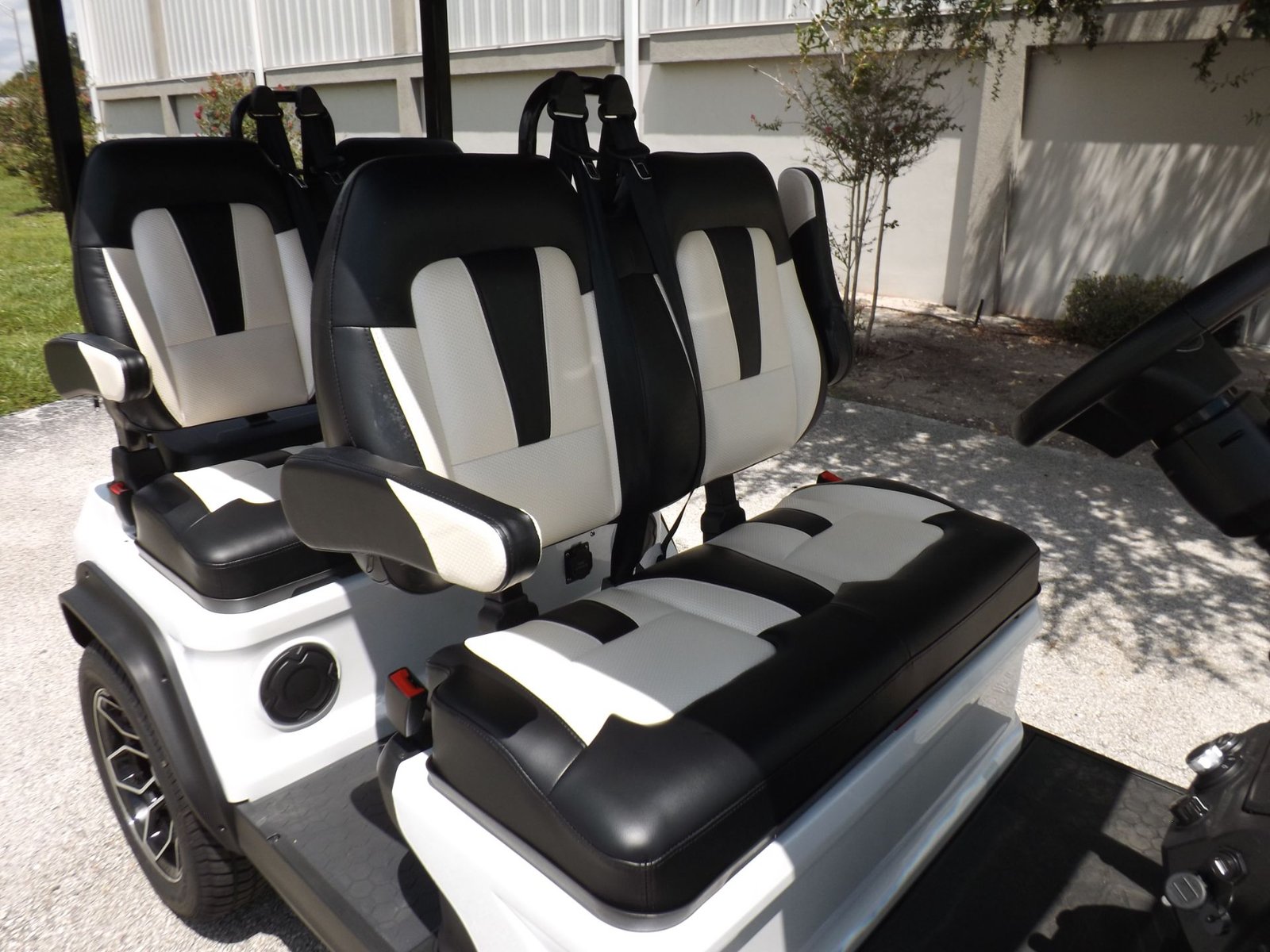 2025 Evolution Electric D5 Ranger 4 Pass for Sale