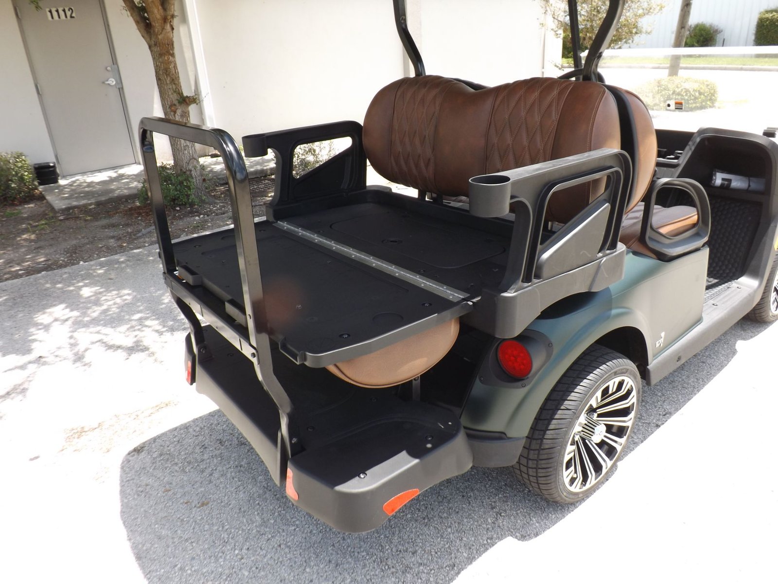 2025 E-Z-GO Freedom RXV 2+2 EX1 for Sale
