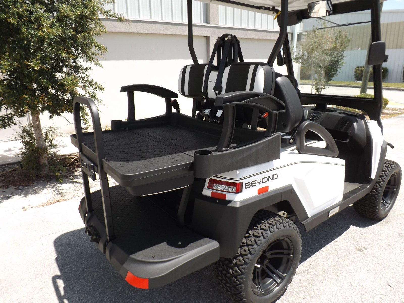 2022 Bintelli Pulse 4S Lifted LSV For Sale