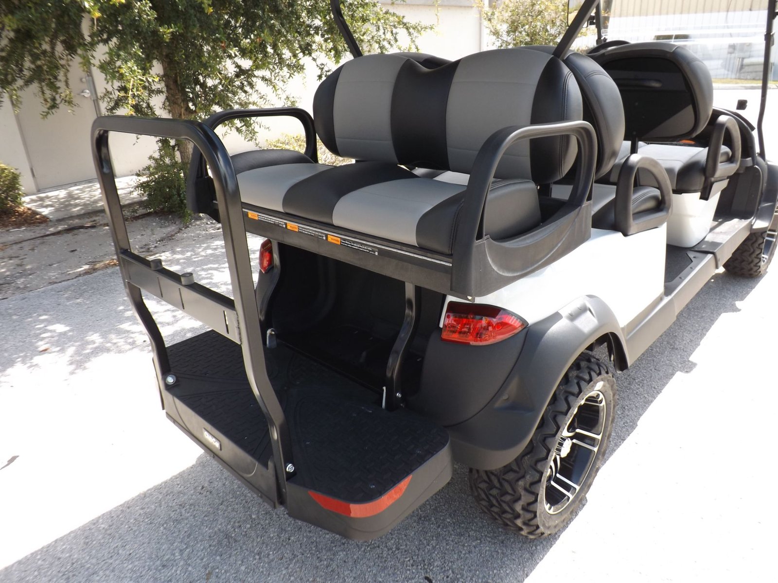 2024 Club Car Onward 6 Passenger Lifted Gas Golf Carts for Sale