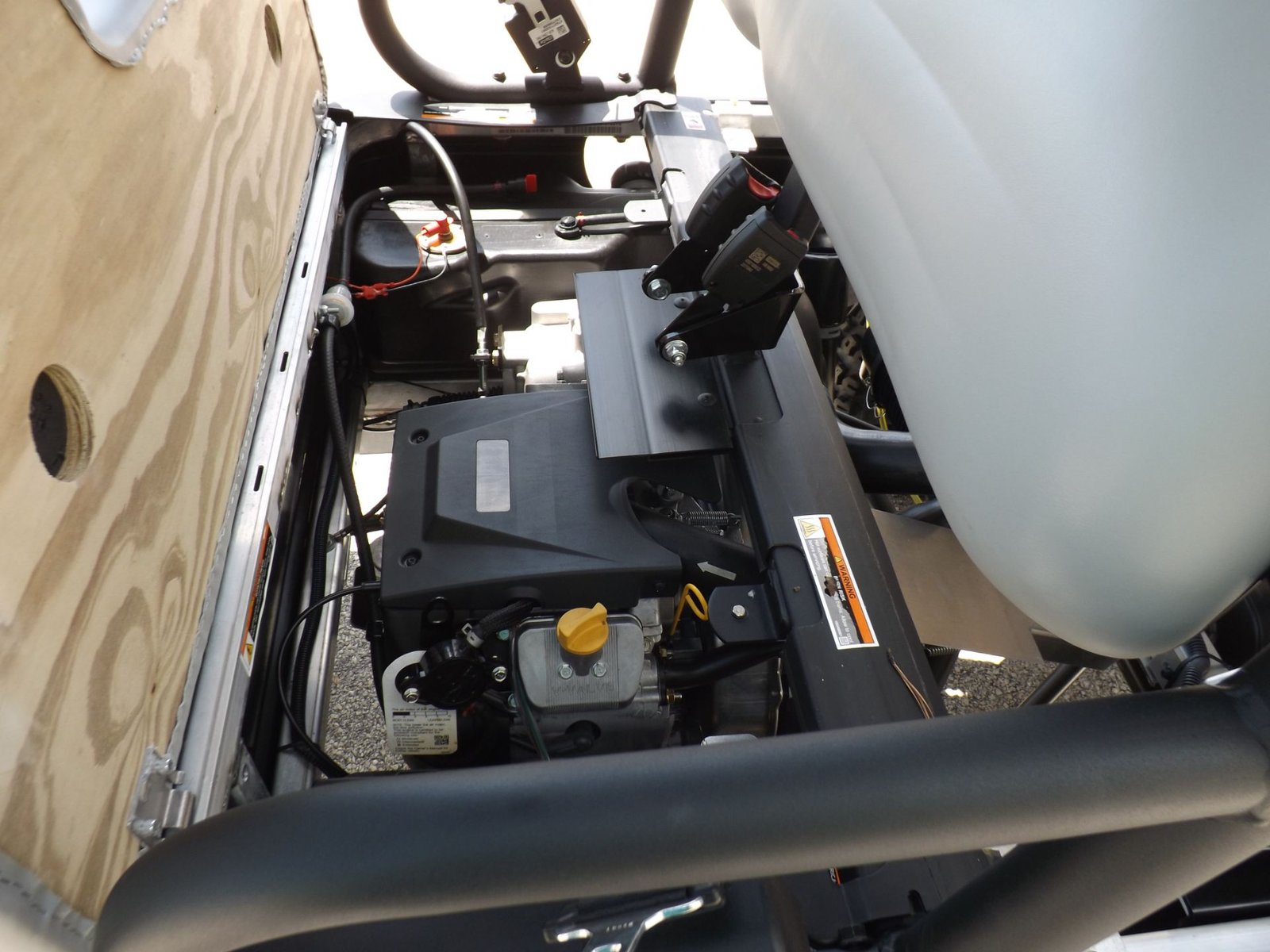 2024 Club Car XRT 1550 Gasoline Golf Carts for Sale