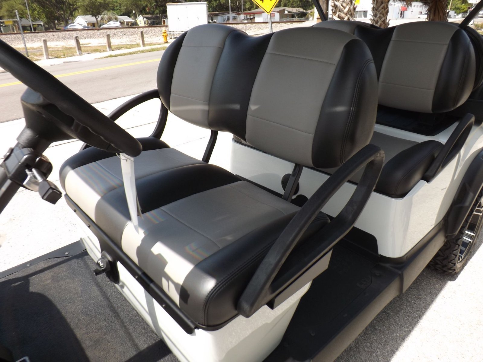 2024 Club Car Onward 6 Passenger Lifted Gas Golf Carts for Sale
