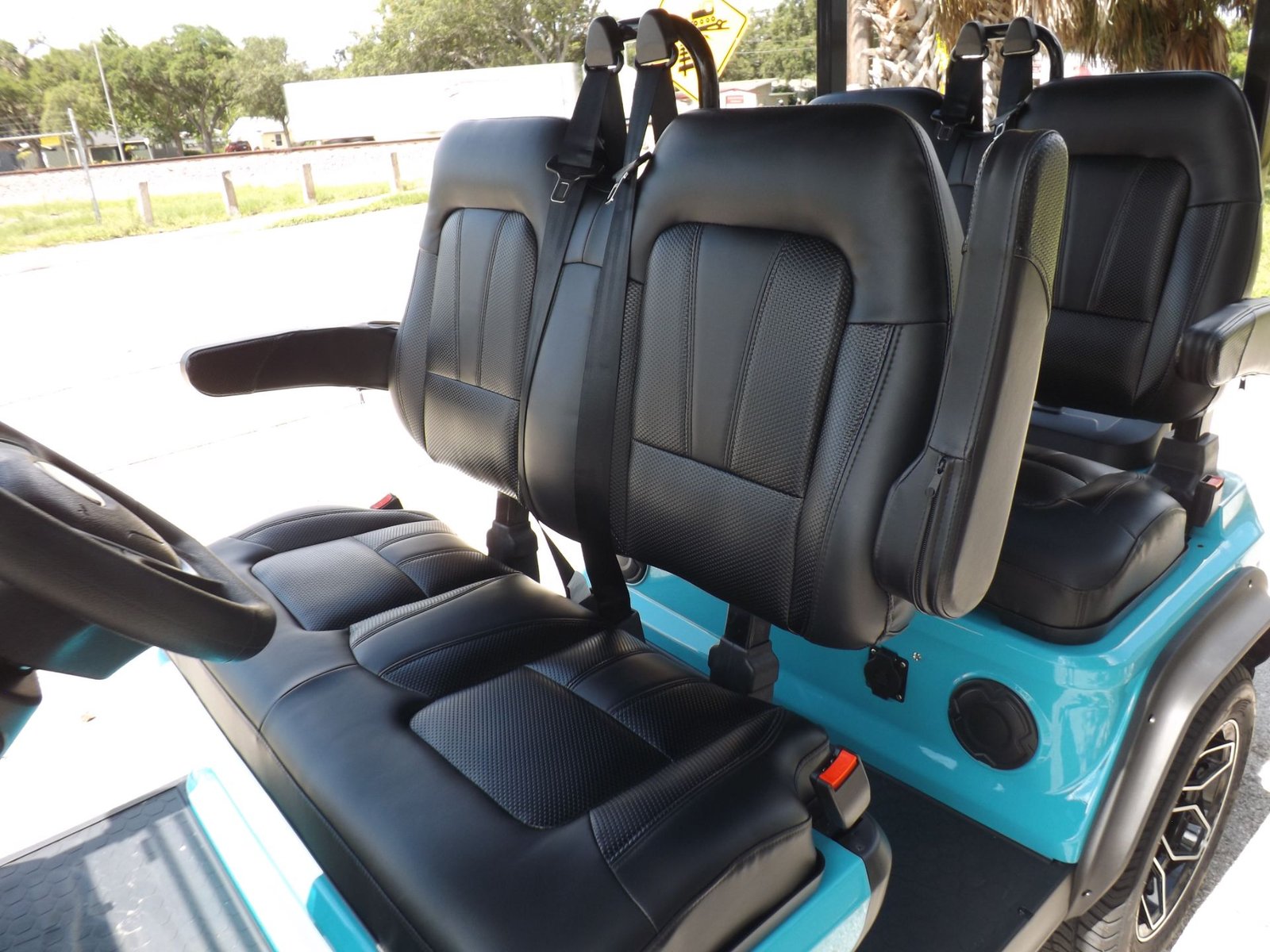 2025 Evolution D5 Ranger 4 Golf Cart