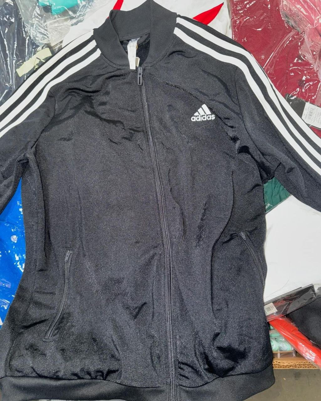 sport clothing pallets-Bulk liquidation sales