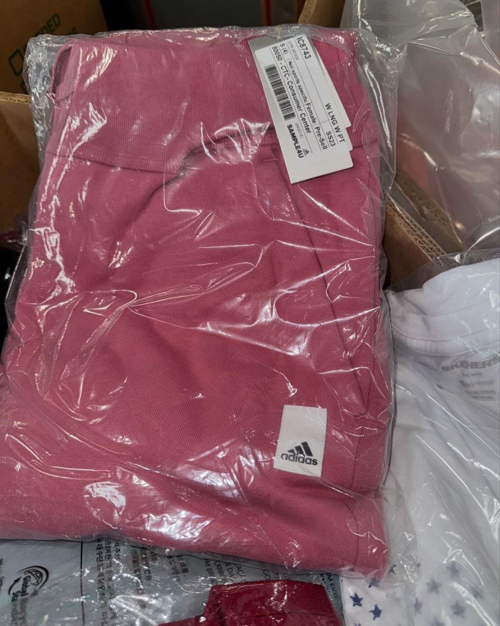 sport clothing pallets-Bulk liquidation sales