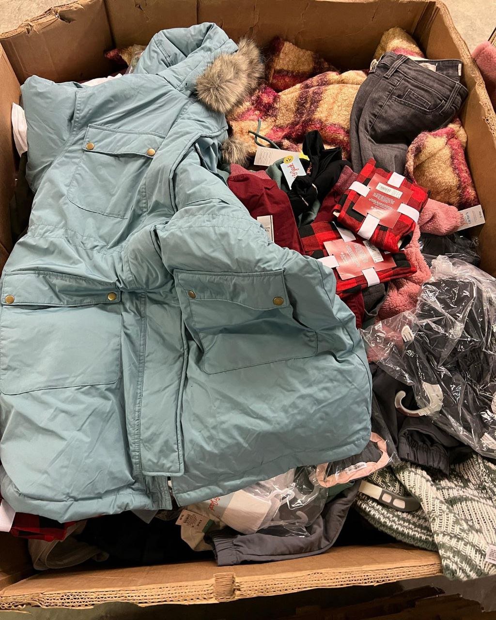 kids clothes pallet- Bulk liquidation Sales