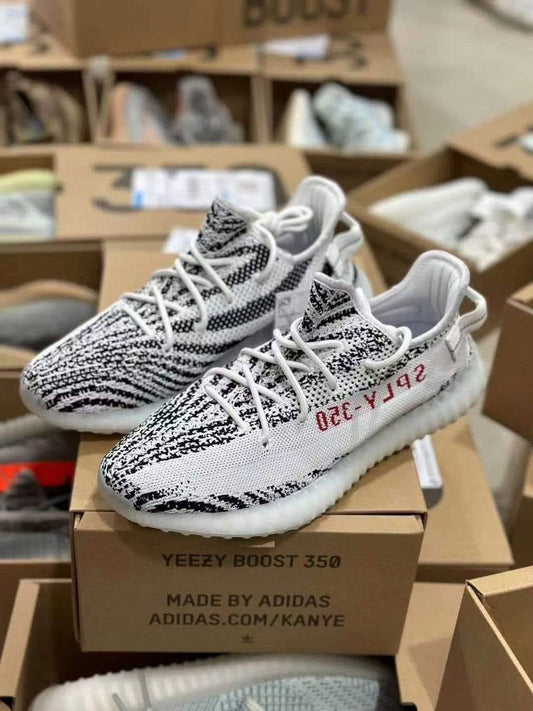 Yeezy Boost 350 v2 Pallets