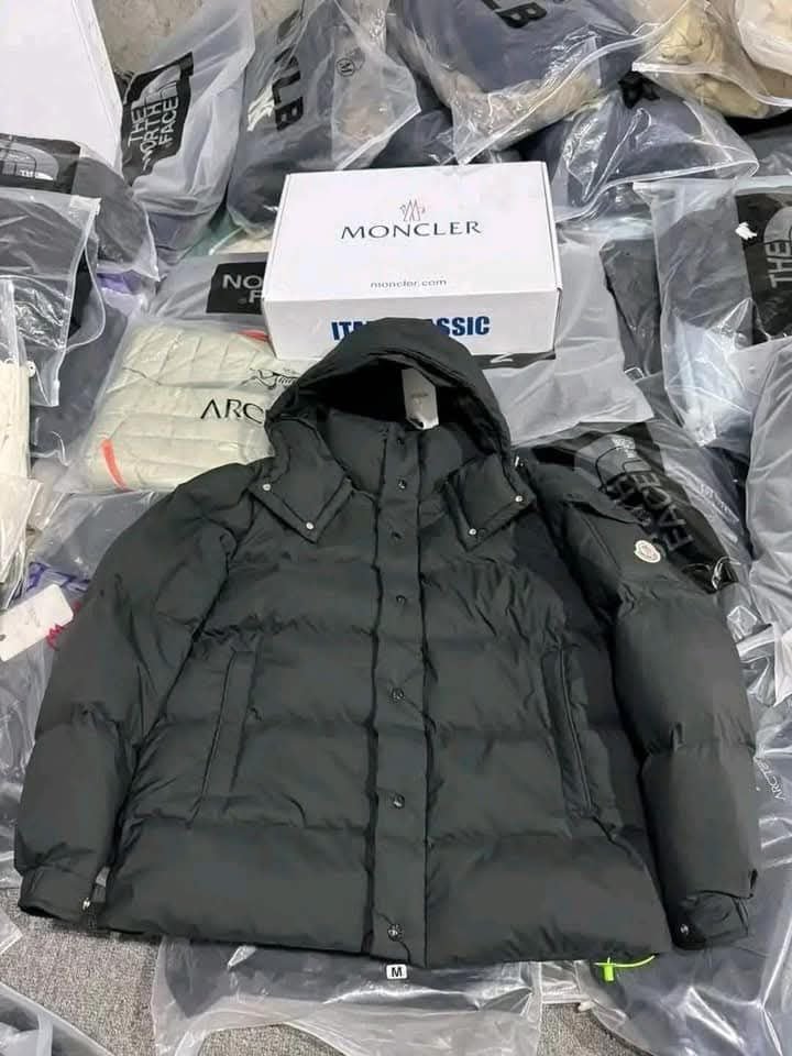 Jacket moncler Pallet