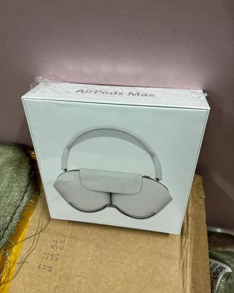 Apple AirPods Max pallets-bulk liquidation sales