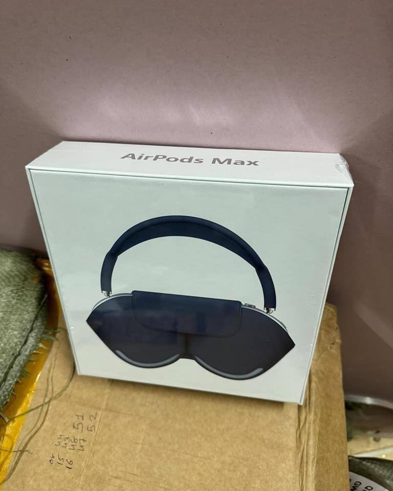 Apple AirPods Max pallets-bulk liquidation sales
